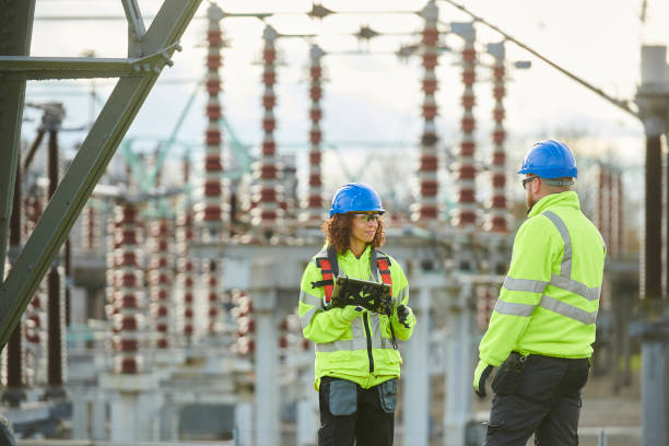 Best Affordable Emergency Electrician  in Amherst, WI